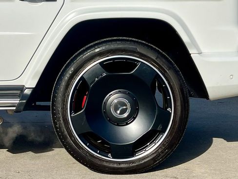 Certified 2022 Mercedes-Benz G 63 AMG 4MATIC image 13