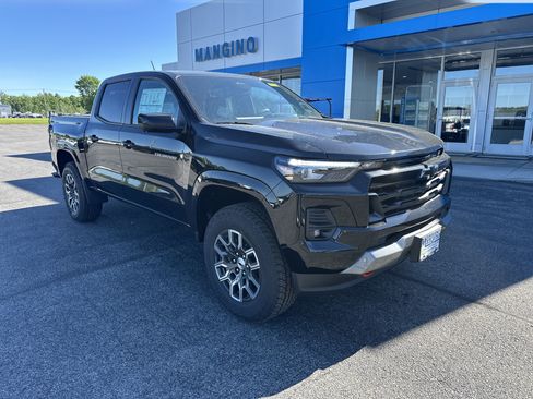 New 2026 Chevrolet Colorado Z71 w/ Technology Package AWD/4WD image 2