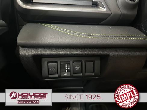 Used 2025 Subaru Outback Onyx Edition AWD/4WD image 21