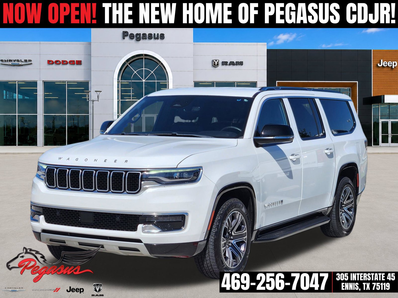 Used 2024 Jeep Wagoneer L Series II w/ Flexible Seating Group RWD image 2