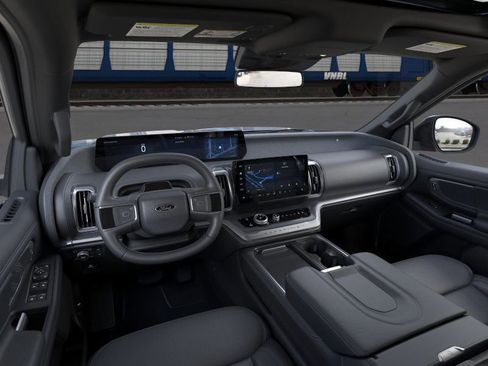 New 2026 Ford Expedition Max Platinum image 9