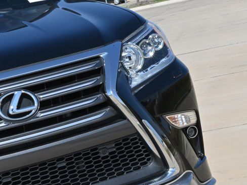 Used 2019 Lexus GX 460 Premium AWD/4WD image 10