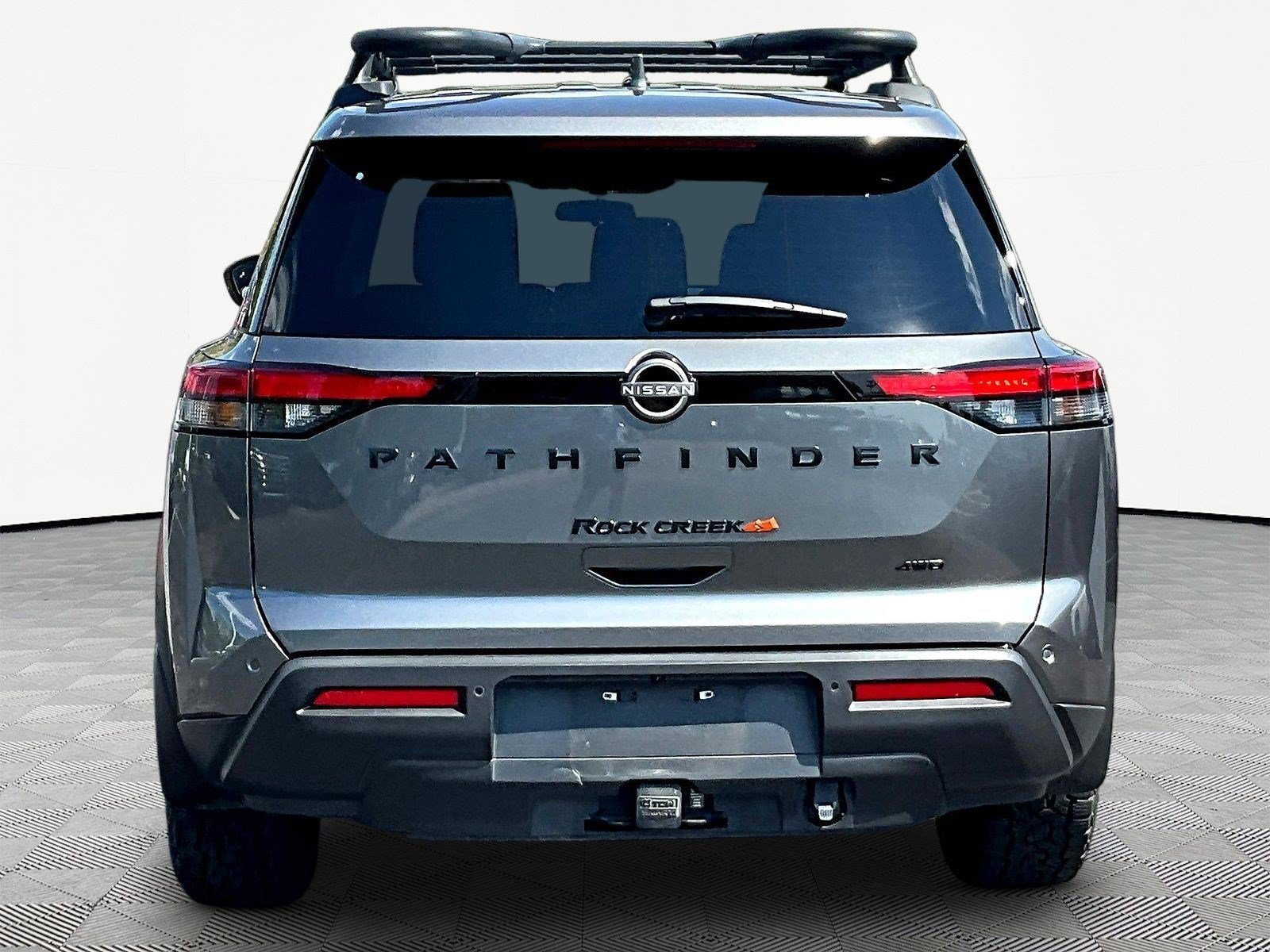 Used 2024 Nissan Pathfinder Rock Creek AWD/4WD image 5