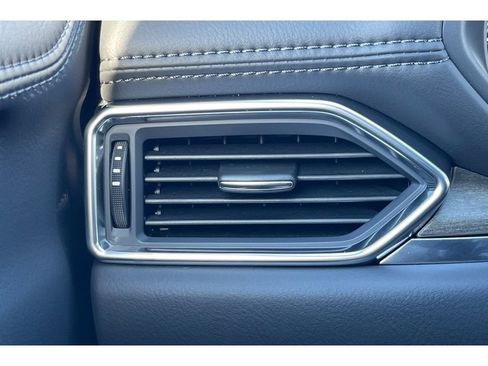 Certified 2025 MAZDA CX-5 Signature image 30