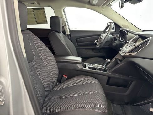 Used 2017 GMC Terrain SLE image 25