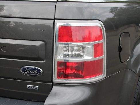 Used 2017 Ford Flex SEL w/ Equipment Group 202A image 42