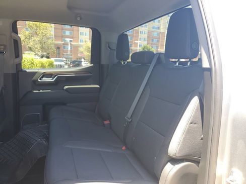 Used 2023 Chevrolet Silverado 1500 LT RWD image 14