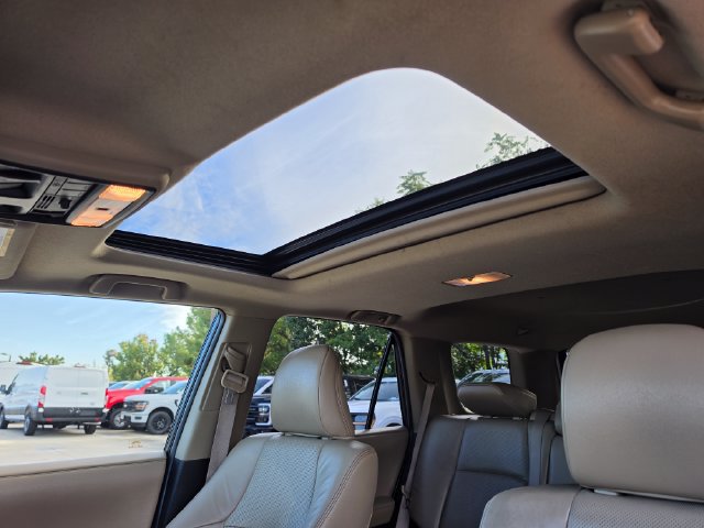 Used 2016 Toyota 4Runner Limited AWD/4WD image 29