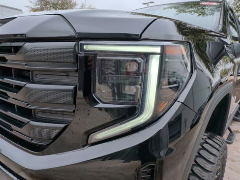 Used 2024 GMC Sierra 1500 Pro w/ Graphite Edition image 6