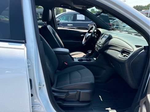 Certified 2024 Chevrolet Equinox RS w/ LPO, Floor Liner Package FWD image 21