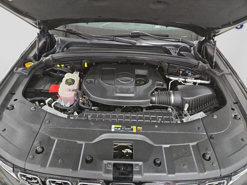 Used 2023 Jeep Grand Cherokee L Summit w/ Advanced Protech Group IV AWD/4WD image 7
