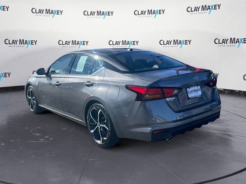 Used 2024 Nissan Altima 2.5 SR image 3