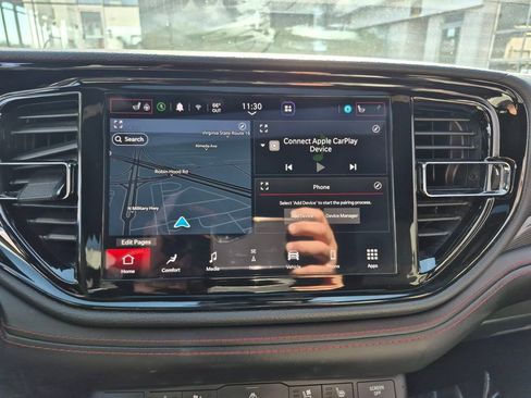 Used 2023 Dodge Durango GT image 19