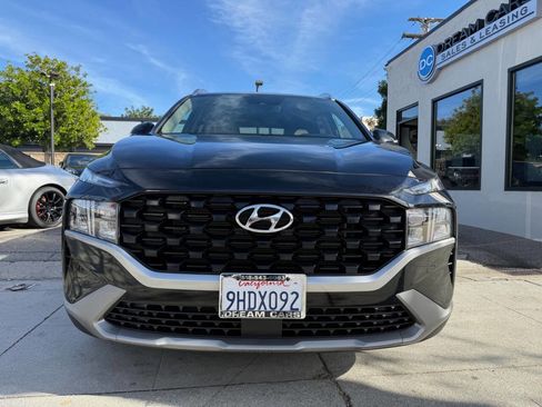 Used 2023 Hyundai Santa Fe SEL w/ Cargo Package image 3