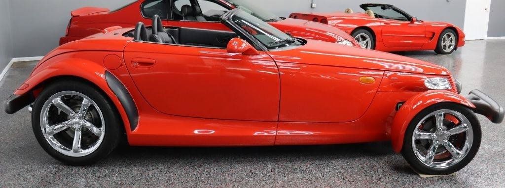 Used 1999 Plymouth Prowler RWD image 6