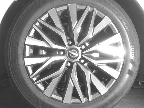 Used 2025 Nissan Altima 2.5 SV image 12