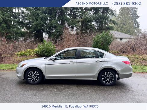 Used 2009 Honda Accord LX image 2