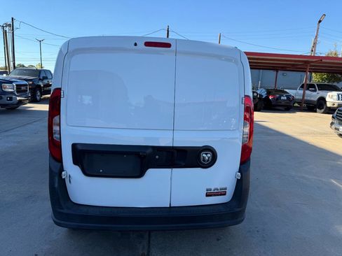 Used 2021 RAM ProMaster City Tradesman image 5
