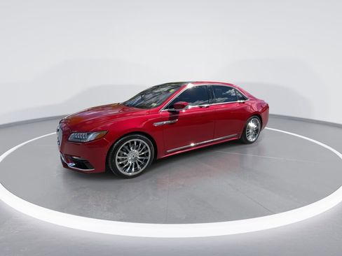 Used 2020 Lincoln Continental Reserve w/ Luxury Package FWD image 9