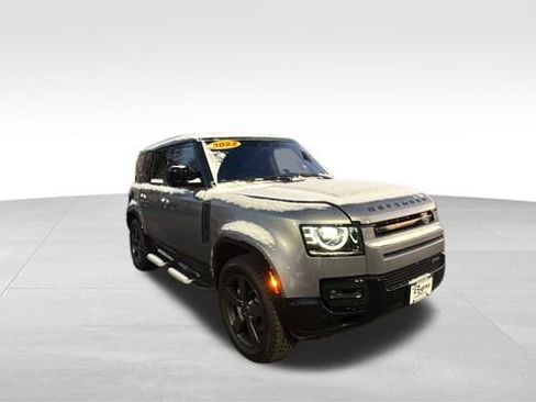 Used 2022 Land Rover Defender 110 X-Dynamic SE image 29