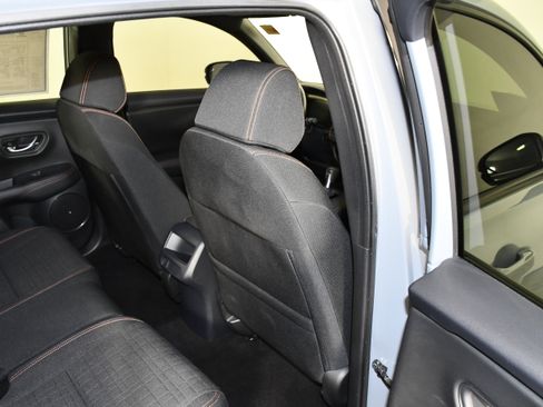 Certified 2023 Honda HR-V Sport image 44