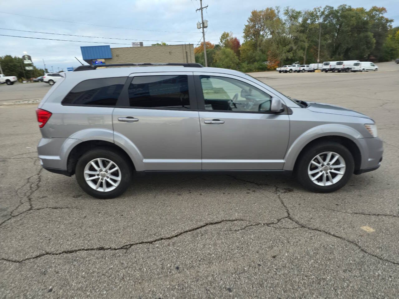 Used 2017 Dodge Journey SXT AWD/4WD image 3