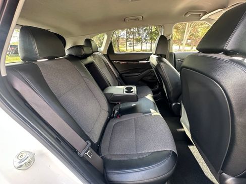 Used 2021 Kia Seltos S image 31