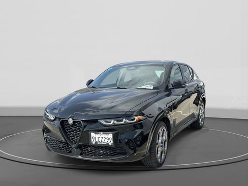 Used 2024 Alfa Romeo Tonale Veloce AWD/4WD image 4