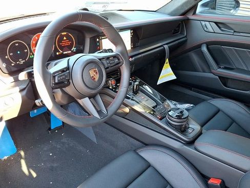 New 2026 Porsche 911 Carrera GTS image 4