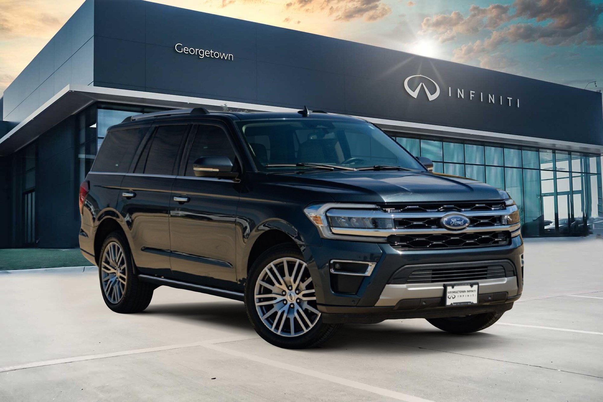 Used 2022 Ford Expedition Limited RWD image 1