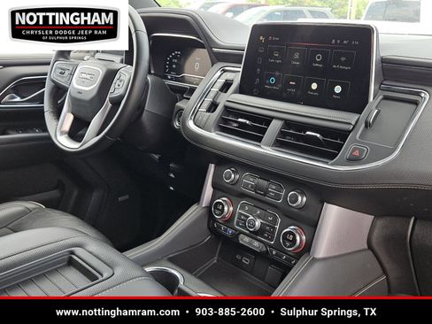 Used 2024 GMC Yukon SLT image 32