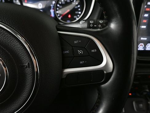 Used 2020 Jeep Compass Limited image 11