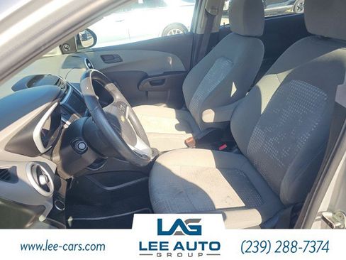 Used 2020 Chevrolet Sonic LT FWD image 2