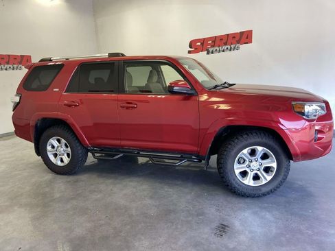 Used 2021 Toyota 4Runner SR5 RWD image 2