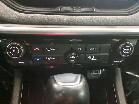 Certified 2023 Jeep Compass Latitude AWD/4WD image 22