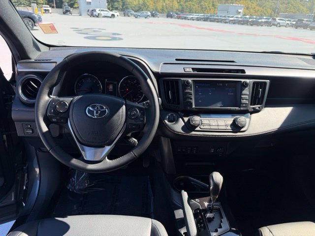 Used 2017 Toyota RAV4 SE w/ Advanced Technology Package AWD/4WD image 12