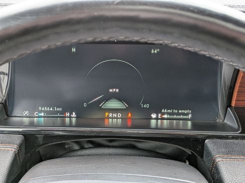 Used 2021 Lincoln Navigator L Reserve image 30