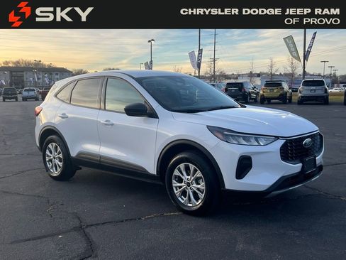 Used 2025 Ford Escape Active image 4