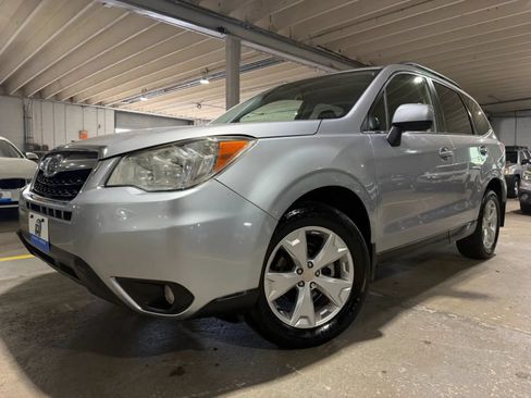 Used 2015 Subaru Forester 2.5i Limited AWD/4WD image 2