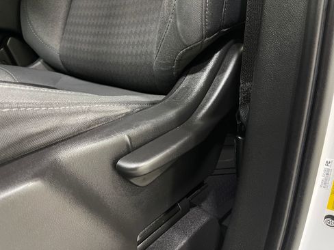 Used 2020 Chevrolet Silverado 1500 RST w/ Bed Protection Package AWD/4WD image 15