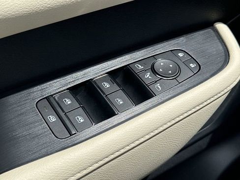 New 2025 Nissan Armada Platinum Reserve image 17