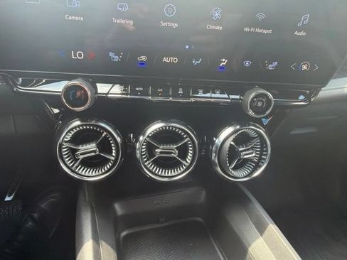 New 2026 Chevrolet Blazer EV LT FWD image 18