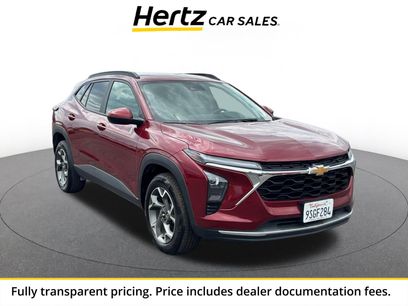 Used 2025 Chevrolet Trax LT