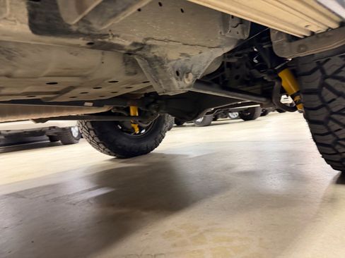 Used 2001 Toyota Land Cruiser image 28