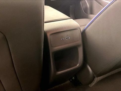 Used 2025 Buick Envista Sport Touring w/ Convenience I Package FWD image 9