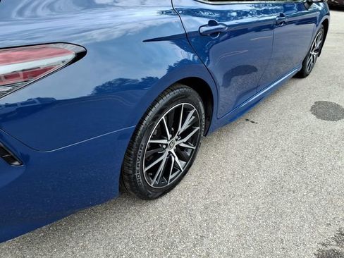 Certified 2024 Toyota Camry SE FWD image 9