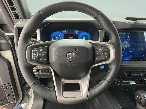 New 2026 Ford Bronco Outer Banks w/ Sasquatch Package AWD/4WD image 14