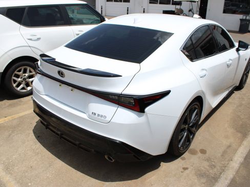 Used 2025 Lexus IS 350 F Sport RWD image 11