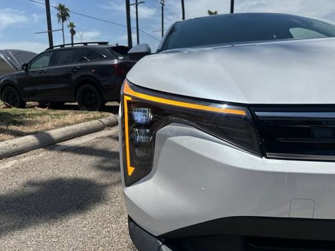 New 2026 Kia K4 GT-Line Turbo FWD image 3