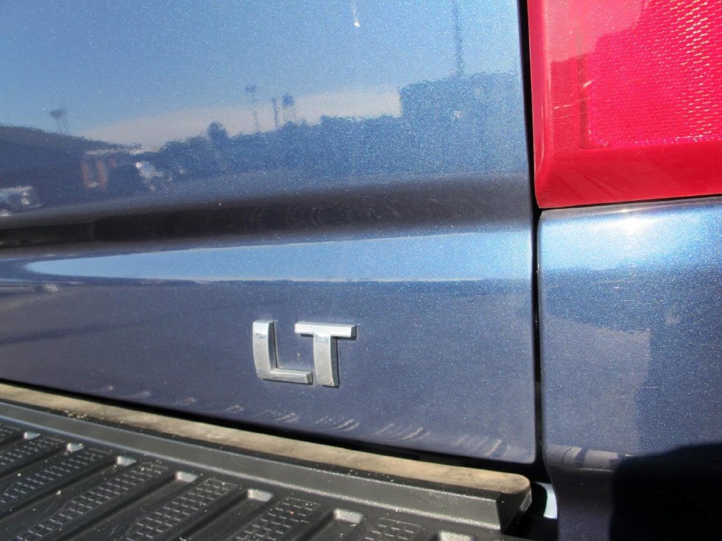 Used 2020 Chevrolet Silverado 2500 LT w/ All Star Edition AWD/4WD image 4
